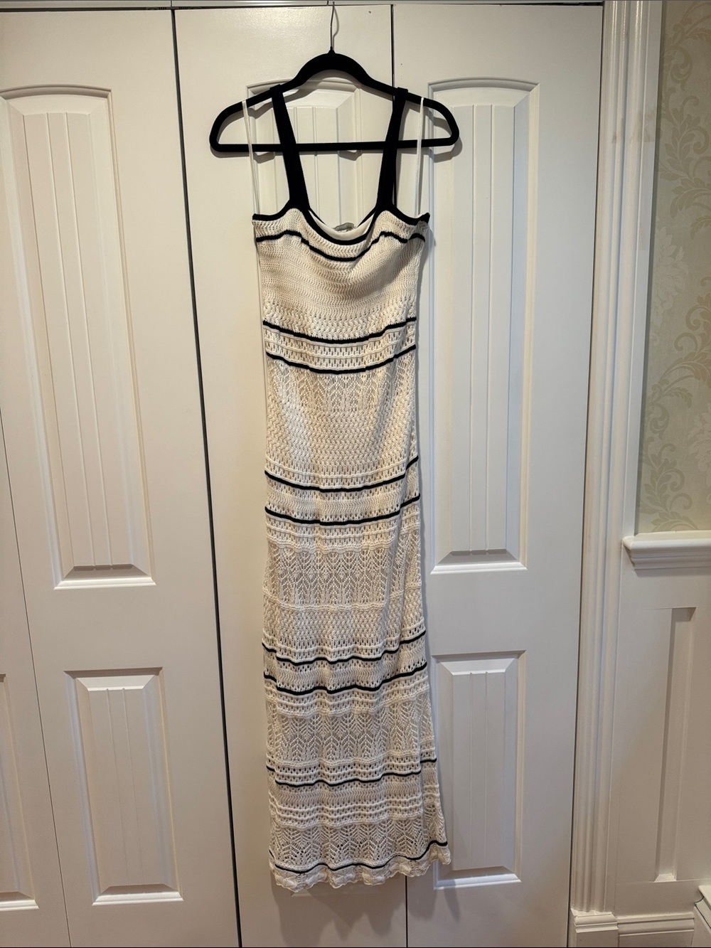 Abercrombie & Fitch White Maxi Knit Dress with Black Trim